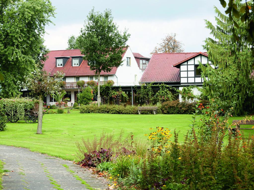 Kurhaus Pivittskrug Hotel Hille Exterior photo